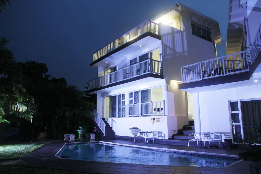บีไซด์ สติล วอเตอร์ บูทิก โฮเต็ล Hotel เดอร์บัน ภายนอก รูปภาพ
